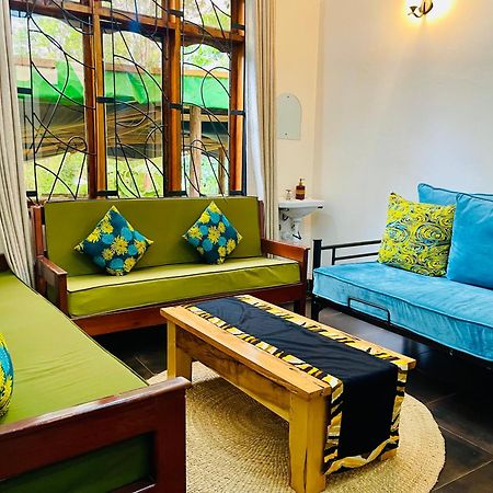 Sophie Homestay Моші Екстер'єр фото
